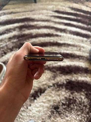 camon 20 pro 5g: IPhone Xs, Qızılı, Face ID — 5