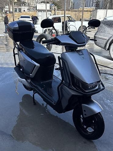 - 2025, 50 sm3, 2024 il, 1500 km