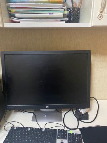 personal kamputer: Masaüstü kompüter dəsti Tərkib: - Sistem bloku (X-Base korpus) - HP — 7