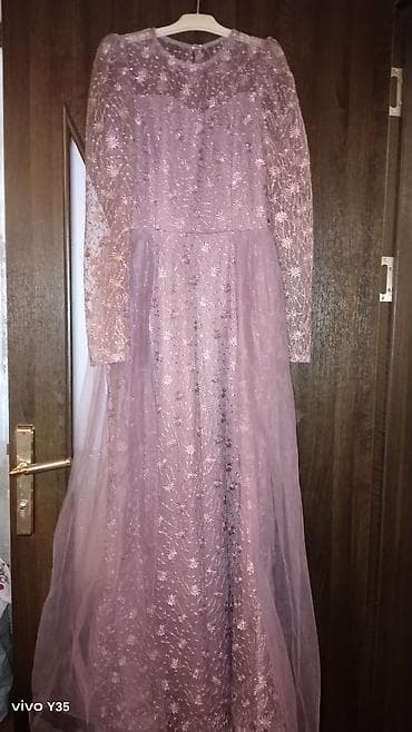 Cəmi 1 defe geyinilib. 120 manata alınıb. 30 manata satılır. S Ölçü