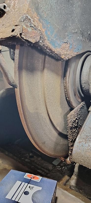 mator su: Sənaye şaquli qazma–honlama dəzgahı - Avtomobil mühərrik bloklarının — 6