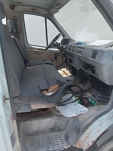 Islemeyinde hec bir problem yoxdur, sadece kosmetik isleri var. Kuzasi