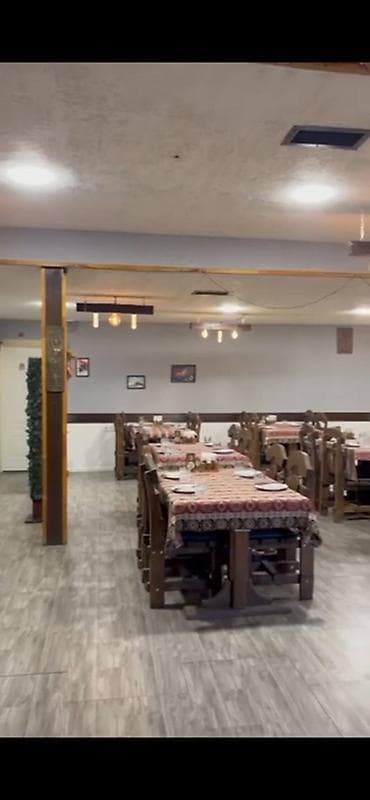 icareye kafe: CHAYKA – açıq hava restoran və məkan - Rahat həyət konsepti: girişdə — 7