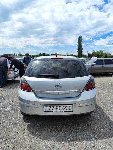 vurux maşınlar: Opel Astra: 1.3 l | 2008 il 335500 km Hetçbek — 5