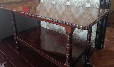 Masalar və oturacaqlar: Divardan masa, Yeni, Açılmayan, Taxta, Dördbucaq masa — 1