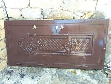 çöl qapılar: Uzunu 2.10 Eni 95 dir Qalın demirdi yenidən seçilmir super qapıdır 2 — 2