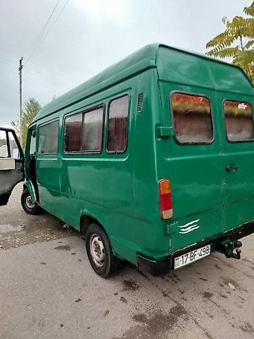 vaz 2106 satisi ucuz: Mercedes-Benz mikroavtobus (T1/”Bremer”), yaşıl rəngli, yüksək — 3
