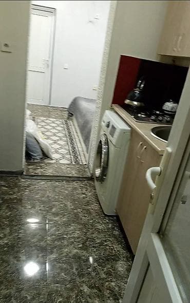 heyet evi satilir: Ramani Şuşa qesebesinde, Malibeyli mektebinin yani, dayanacaga 50 m — 2