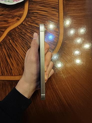 iphone se 4 qiyməti: IPhone 13, Ağ — 4