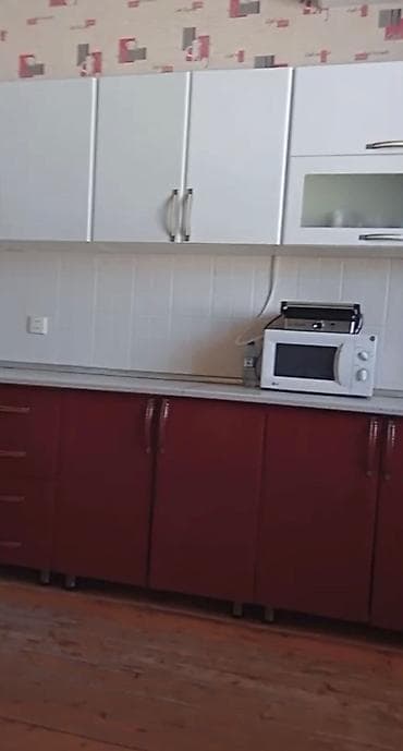 Mebel gorunduyu kimidir.İdeal veziyetdedir. Qırıgı cızıgı