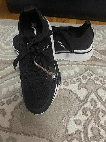 parca krasofkalar: Ölçü: 39, rəng - Qara, Yeni — 3