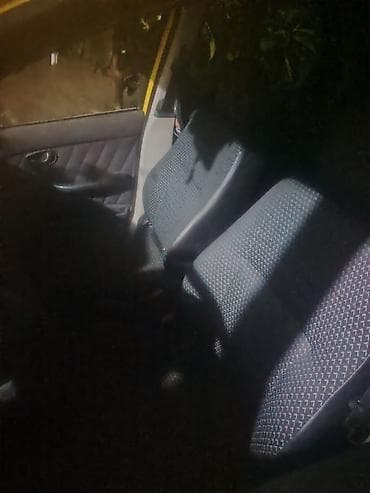tesla disk: Fiat Albea sedan - Rəng: sarı (qara bamperlərlə) - Kuzov: 4 qapılı — 4