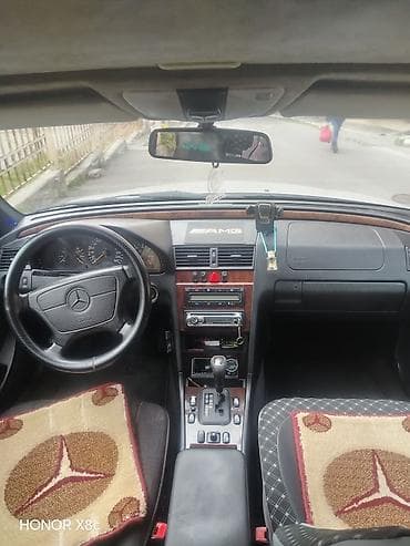 Mercedes-Benz S-Class: 2.4 l | 1997 il Sedan — 10