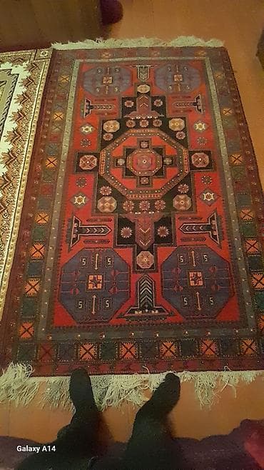 Əl toxunması xalçalar – klassik Quba/Şirvan üslubunda - Material