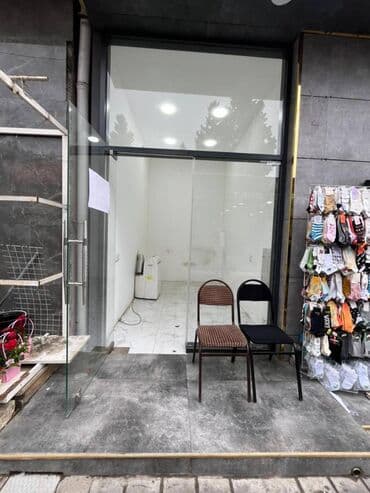 en ucuz oteller: Əhmədli metrosunun düz çıxışında, ümumi sahəsi 7 kv/m olan obyekt — 6