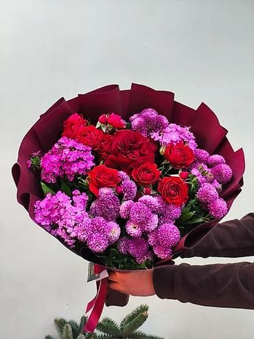 Eziz elani oxuyan insanlar men xesde baxicisiyam tercumebem 7 .10 ile