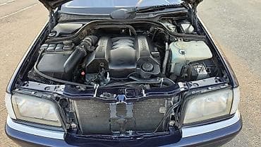 ford transit 5 1: Mercedes-Benz C 240: 3.7 l | 1999 il Sedan — 8