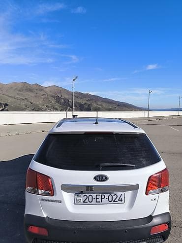niva satisi: Kia Sorento: 2 л | 2011 г. Кроссовер — 5