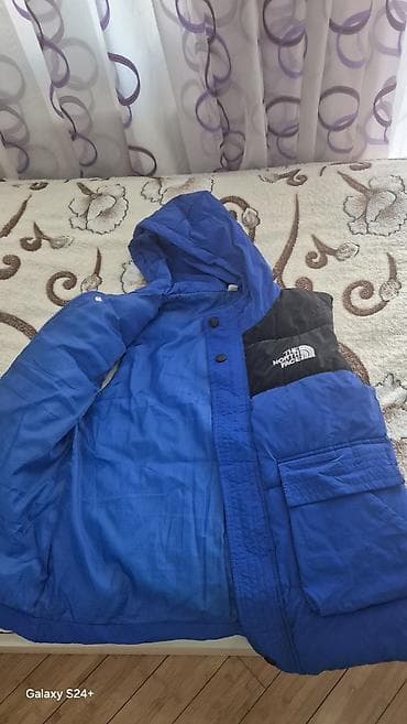 north face kurtka: The North Face kiş/junior qış gödəkçə - Rəng: mavi, çiyin hissəsi — 2