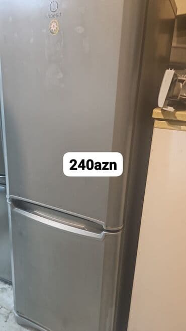 Ət çəkən maşınlar: 2 qapılı Indesit Soyuducu Satılır, rəng - Gümüşü — 1