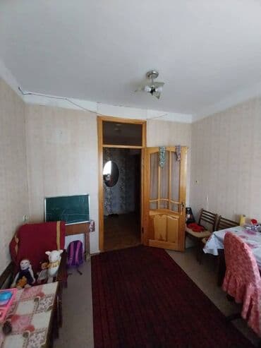 məhlə evi: Bakı, Köhnə Günəşli, 5 otaqlı, Köhnə tikili, 110 kv. m — 2