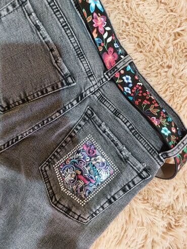 qadınlar üçün qısa cinslər: Cins salvar. Yenidir. Geyinilmiyib etiketiyledi. Sifariwle getirtdim — 5