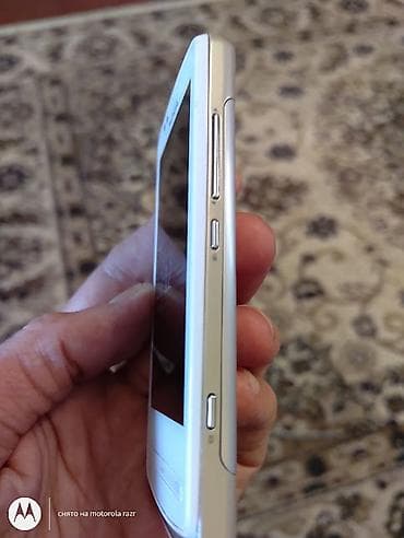 Elektronika: Nokia 700, rəng - Gümüşü, Sensor — 3