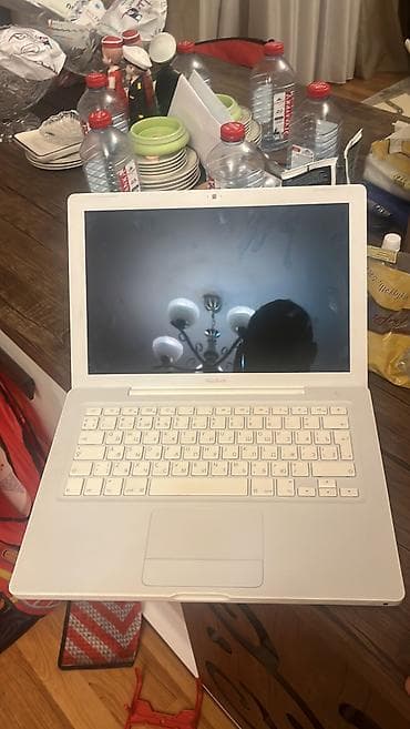 ipad ikinci el: Mackbook 2008-2012 versiya demek olar istifade olunmayıb — 3