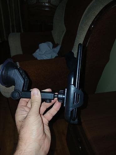 maped kreditle: Avtomobil üçün universal telefon tutacağı - Ön şüşəyə və ya panelə — 3