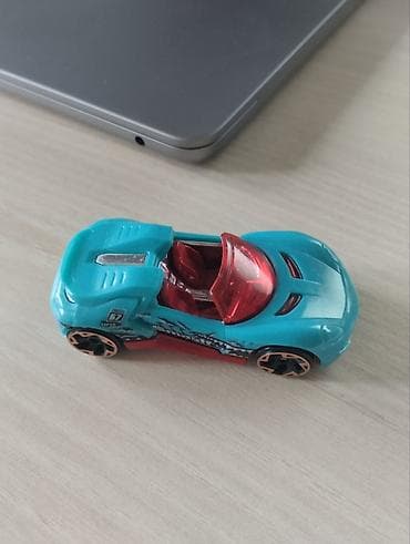 bentley continental gtc 6 at: Красивая синяя машинка — 1