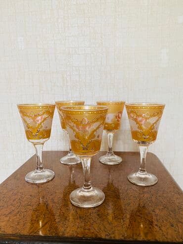 Bitkilər: Şire qabi.İşlenmeyib tezedir. Bir fujeri sinib — 4