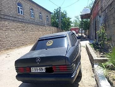 turbo az mercedes a170: Mercedes-Benz 190 (W201) sedan - Kuzov: qara rəng, 4 qapı, klassik — 1