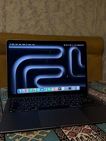 İşlənmiş Apple MacBook, 13.3 ", Apple M1, 256 GB, Pulsuz çatdırılma — 3