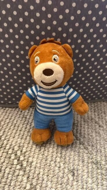 dovşan papaq: Müxtəlif qiymətlərə 5-15 azn arası yumşaq plyuş oyuncaqlar Təsvir: - — 12