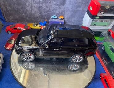 maşın modeli: Коллекционная модель Range Rover Sv Autobiography Dynamic black 2017 — 24