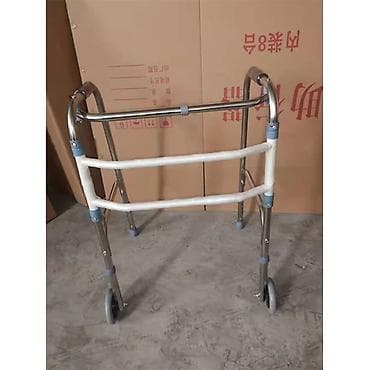 Gəzinti üçün təkərli gəzdirici (walker) Çatdirilma var ünavan - — 1