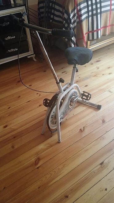 Velo trenajor
90azn
Bine 2753 leli lalafo.az -da Velo trenajor
90azn
Bine 2753 leli