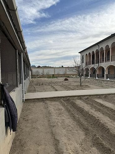 cicek qesebesinde torpaq: Satılır: Həyətyanı obyektli iki mərtəbəli geniş villa və təsərrüfat — 6