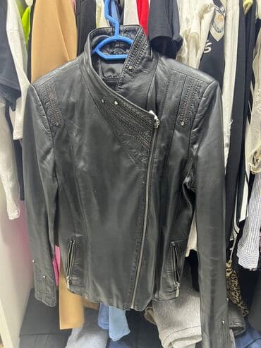 uzun kurtqa: Temiz deri kurtqa qadin ucun.cox az istifade edilib. 365 manata alinib — 5