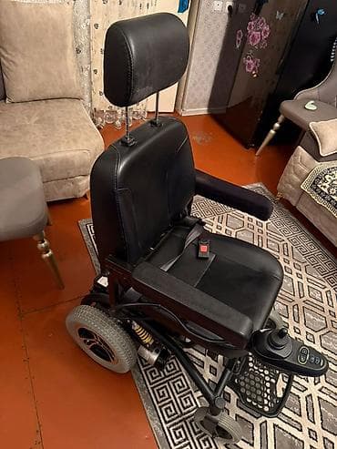 Elektrik əlil arabası – joystick idarəetməli, rahat oturacaq və