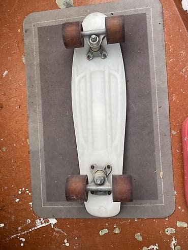 Penny tərzində kruizer skeytbordu - Gövdə: davamlı plastikdən