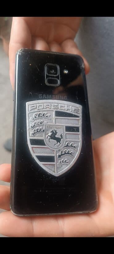 Kompüter, noutbuk və planşetlər: Samsung Galaxy A8 2018, 64 GB, rəng - Qara, Qırıq — 1