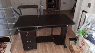 stolustu kompyuter: Oğlan və qız üçün, İşlənmiş, Yazı masası — 2