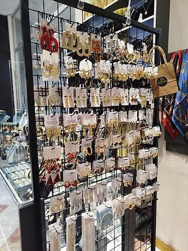 Готовый бизнес: Saatlar və bijuteri mağazası adı, aktiv tiktok və Instagram səhifəsi — 5