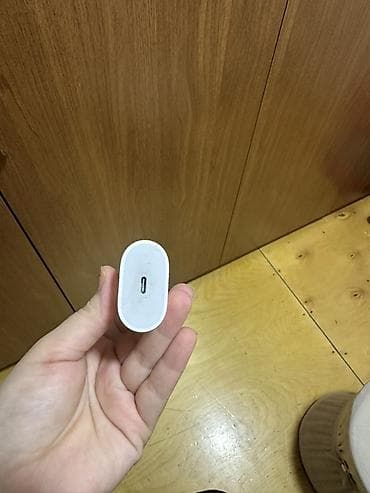 iphone 11 black: Simsiz şarj cihazı Apple, İşlənmiş — 2