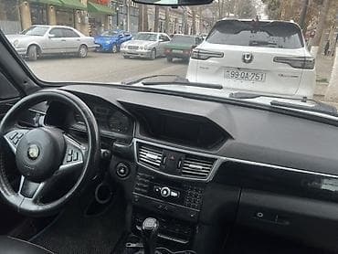 mersedes maşin: Lada Niva 3 qapı, ağ rəngli, kuzov kiti ilə yenilənmiş şəhər/ofroad — 10