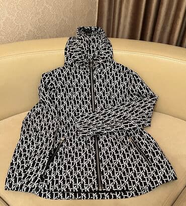 Vetrovka kurtka, Karl Lagerfeld, XL lalafo.az -da Vetrovka kurtka, Karl Lagerfeld, XL