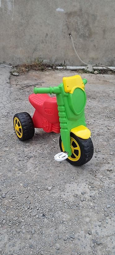 oyun maşını: Uşaq üçün pedallı üçtəkərli motosiklet oyuncağı - Rənglər: yaşıl-sarı — 5