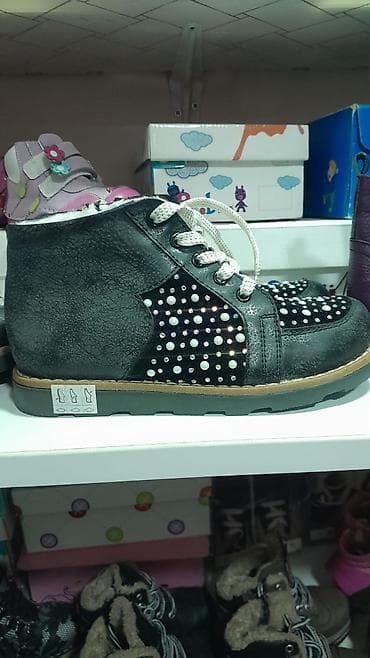 uşaq səndəlləri oyuncaq: Qız uşaqları üçün ayaqqabı dəsti - Modellər: 1) Gümüşü rəngdə, parlaq — 3