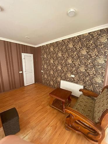 vitrin bar: “Şeş Beş Pub” – rahat məkan Təsvir: - Şəhər küçə vitrinli giriş, iri — 10